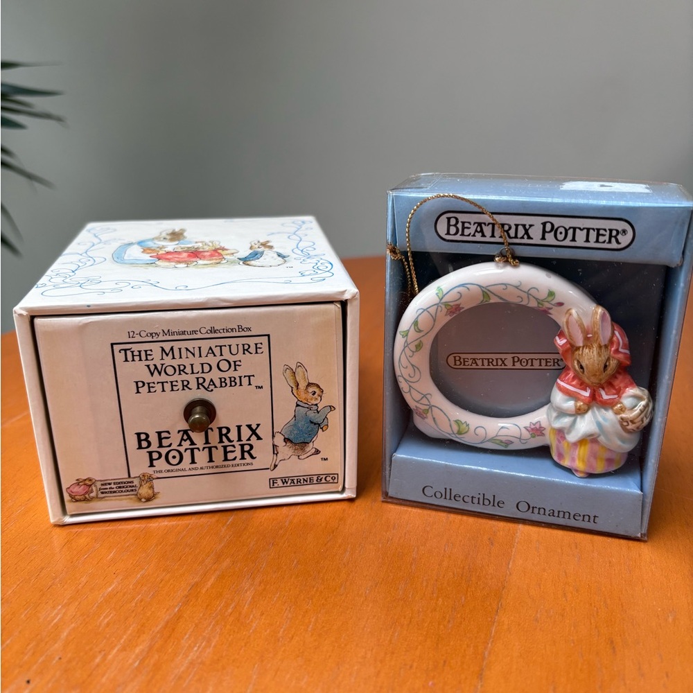 Vintage Beatrix Potter miniature book collection & ornament